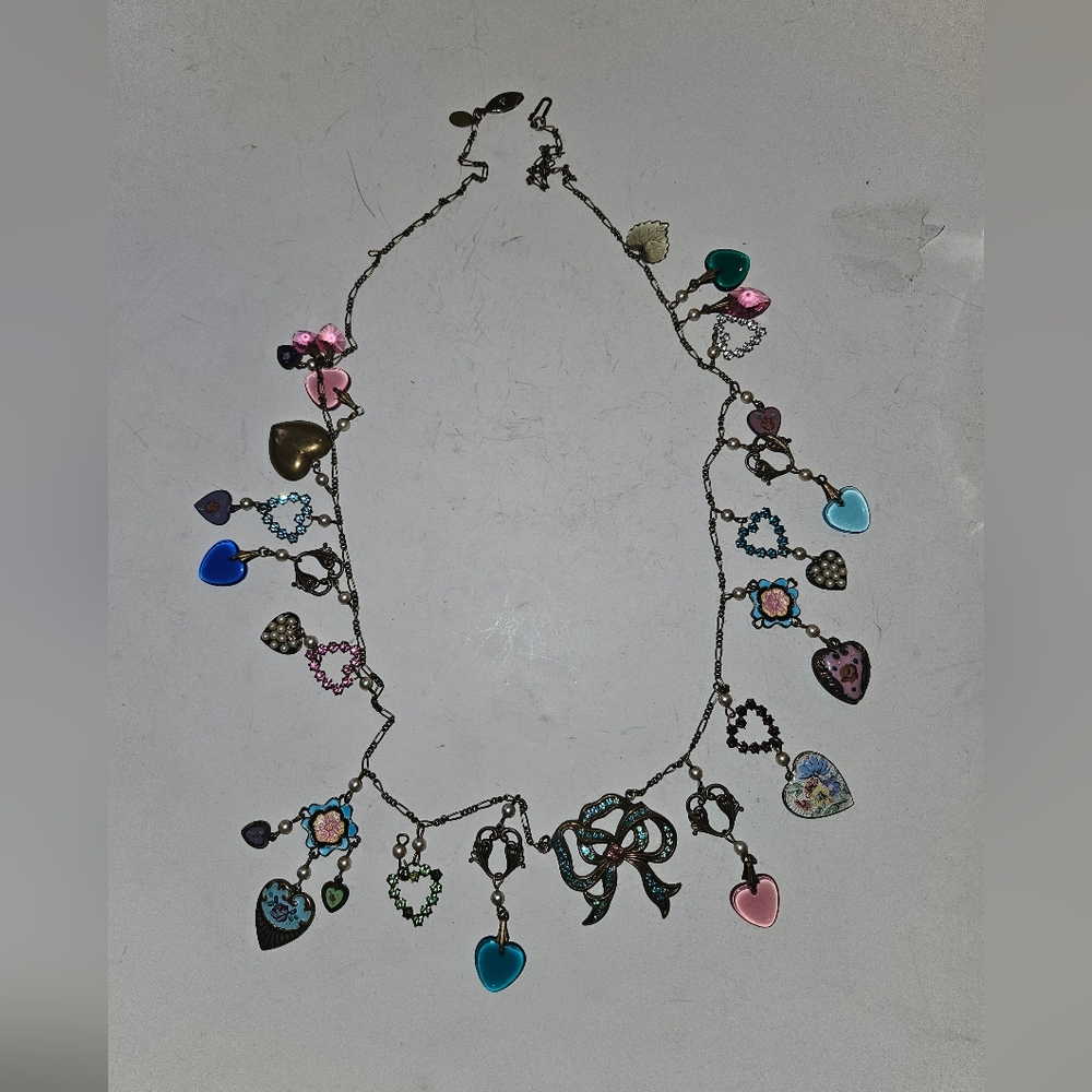 Vtg Glass Works Studio Rhinestone Crystal Heart and Bow Necklace